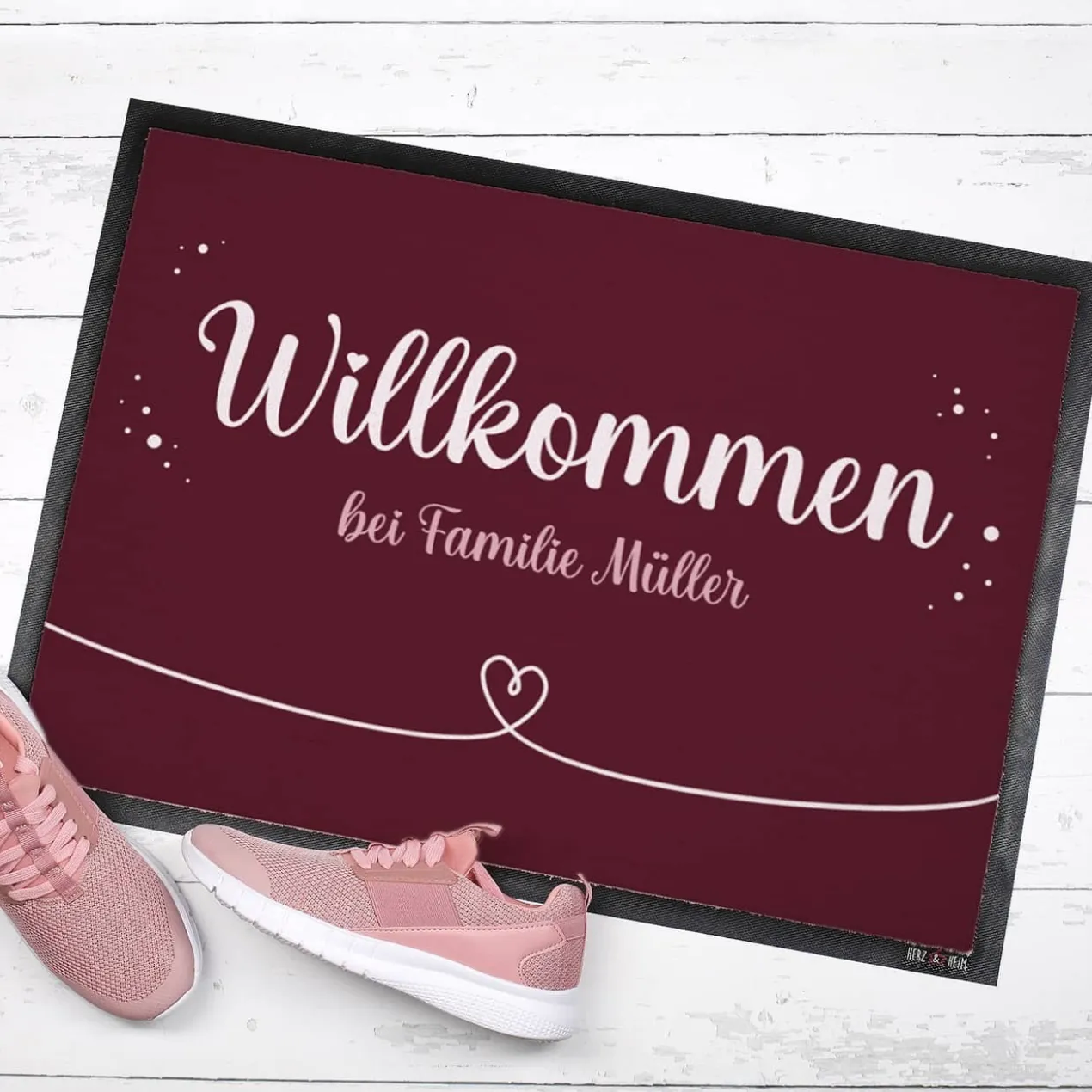 Willkommen Fußmatte mit Herz und Wunschtext