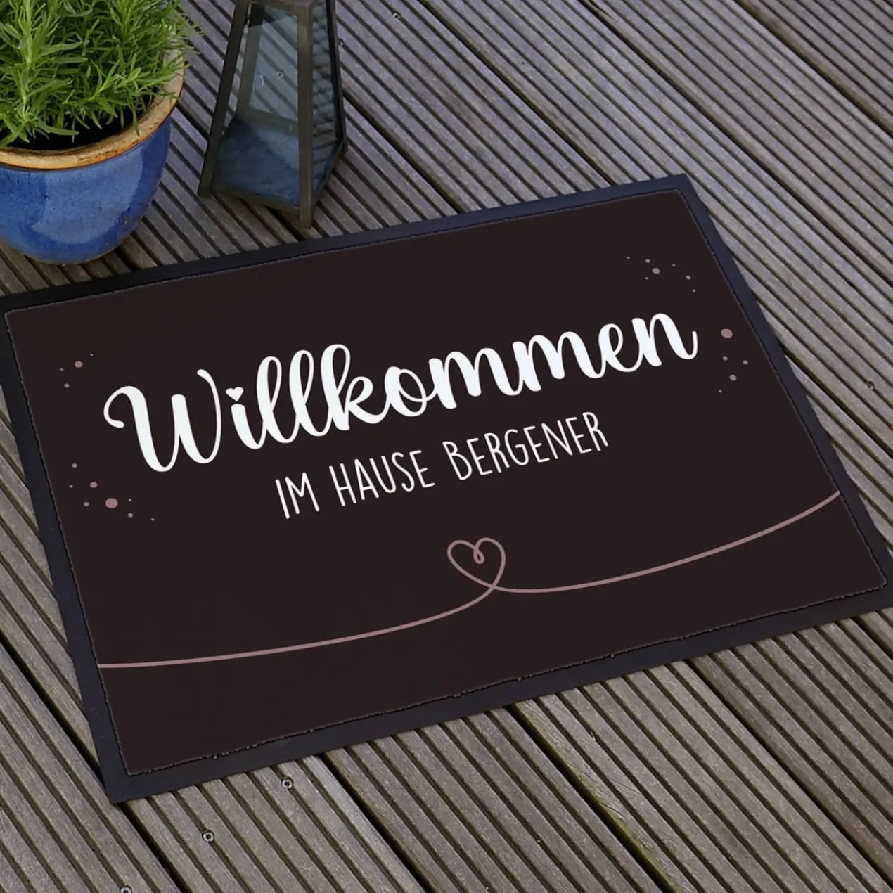 Willkommen Fußmatte mit Herz und Wunschtext