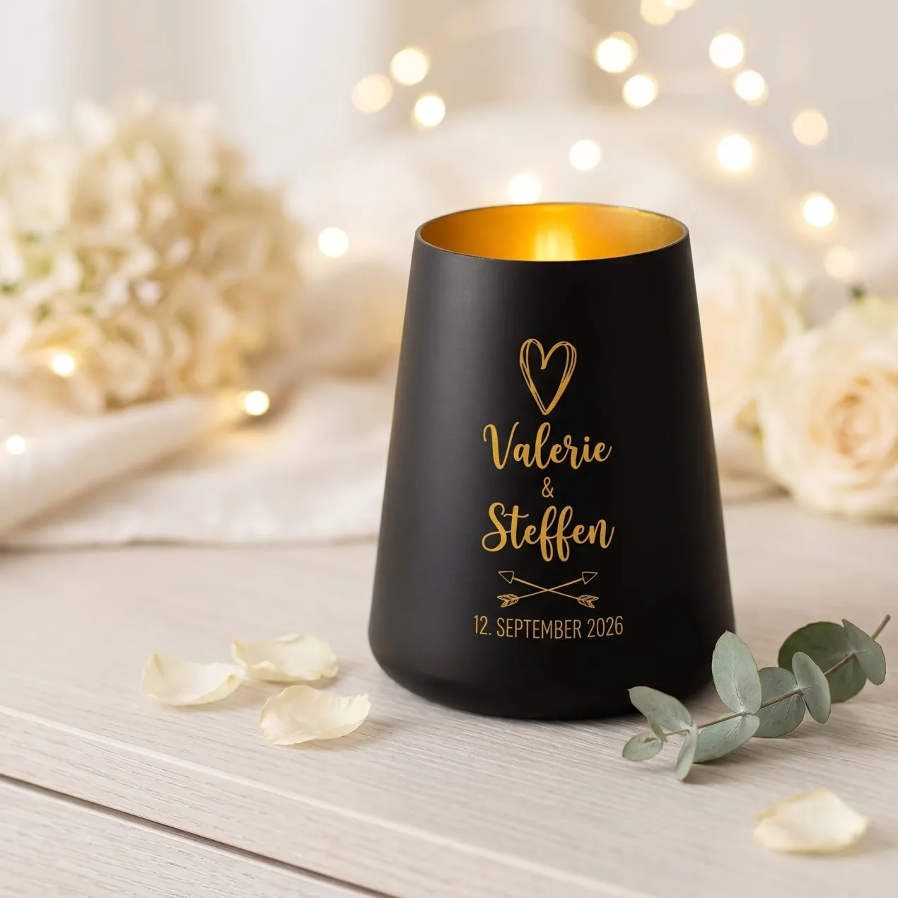 Windlicht zur Hochzeit personalisiert mit Namen & Datum | Deko Licht in Weiß oder Schwarz für Paare