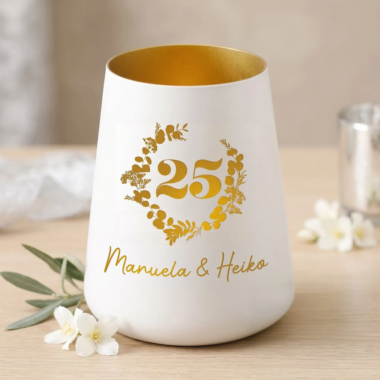 Windlicht zur Silberhochzeit mit Namen personalisiert | Deko Licht zum 25. Hochzeitstag mit Gravur