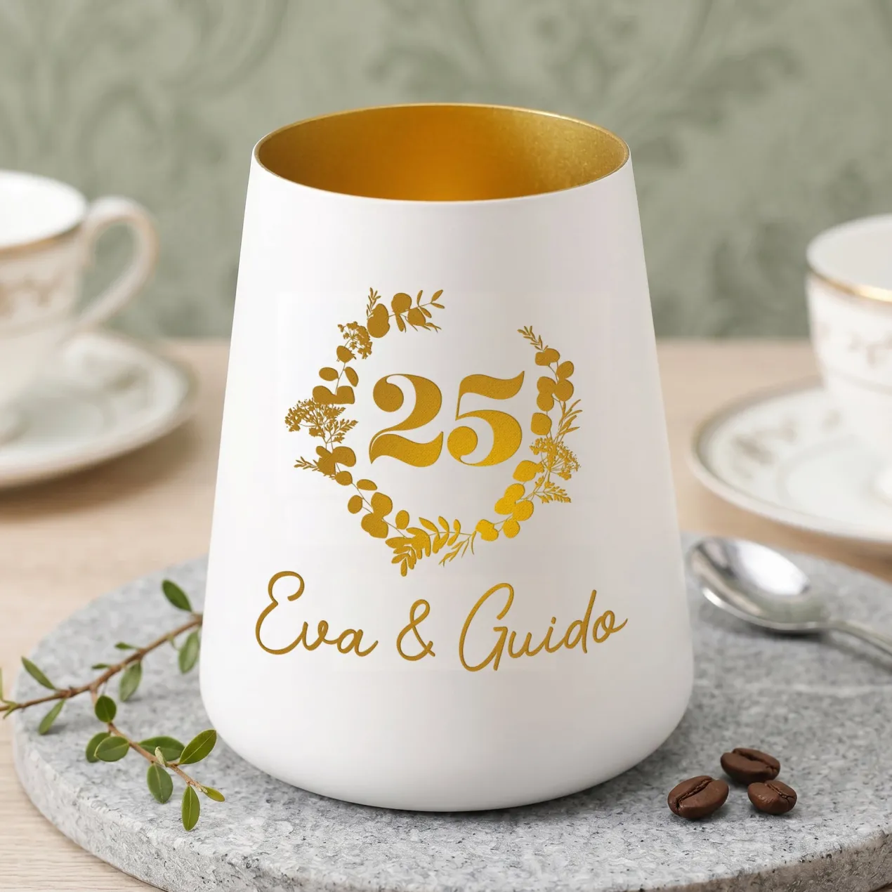 Windlicht zur Silberhochzeit mit Namen personalisiert | Deko Licht zum 25. Hochzeitstag mit Gravur