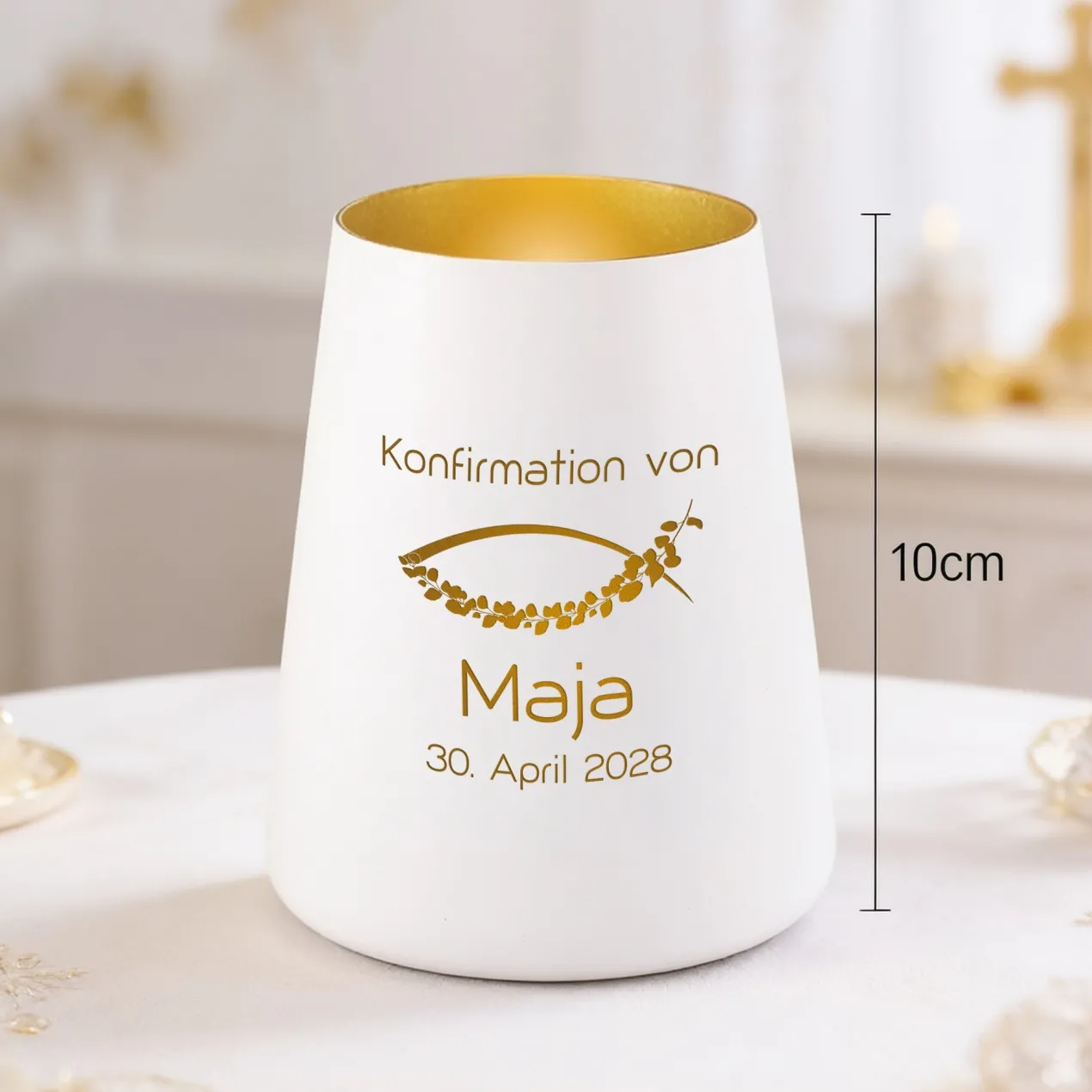 Windlicht zur Taufe, Kommunion & Konfirmation mit Gravur | Personalisiertes Deko Licht in Weiß Gold