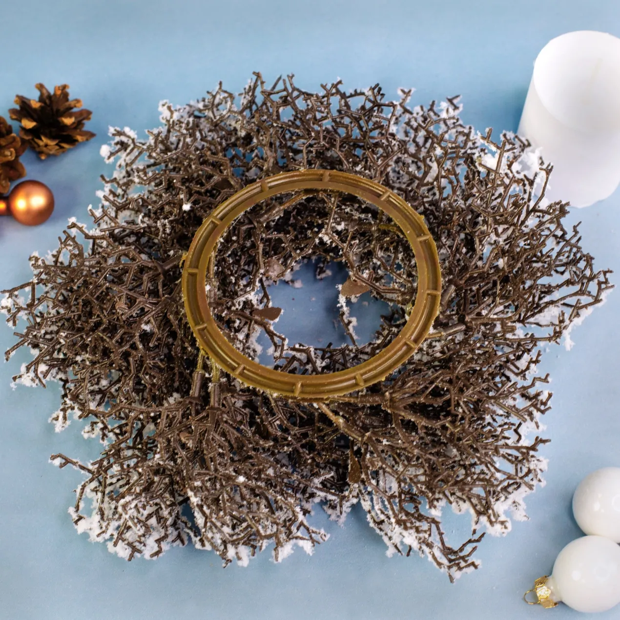 Winterlicher Adventskranz aus Schneezweigen in zwei Größen | Dekoration zu Weihnachten