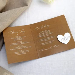 Wir heiraten! Einladungskarte zur Hochzeit mit Foto & Herz