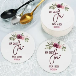 Wir sagen Ja! - 30 runde Untersetzer zur Hochzeit mit Namen und Datum