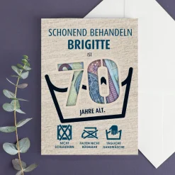 Witzige Geldgeschenk-Karte zum 70. Geburtstag als Waschanleitung personalisiert mit Name