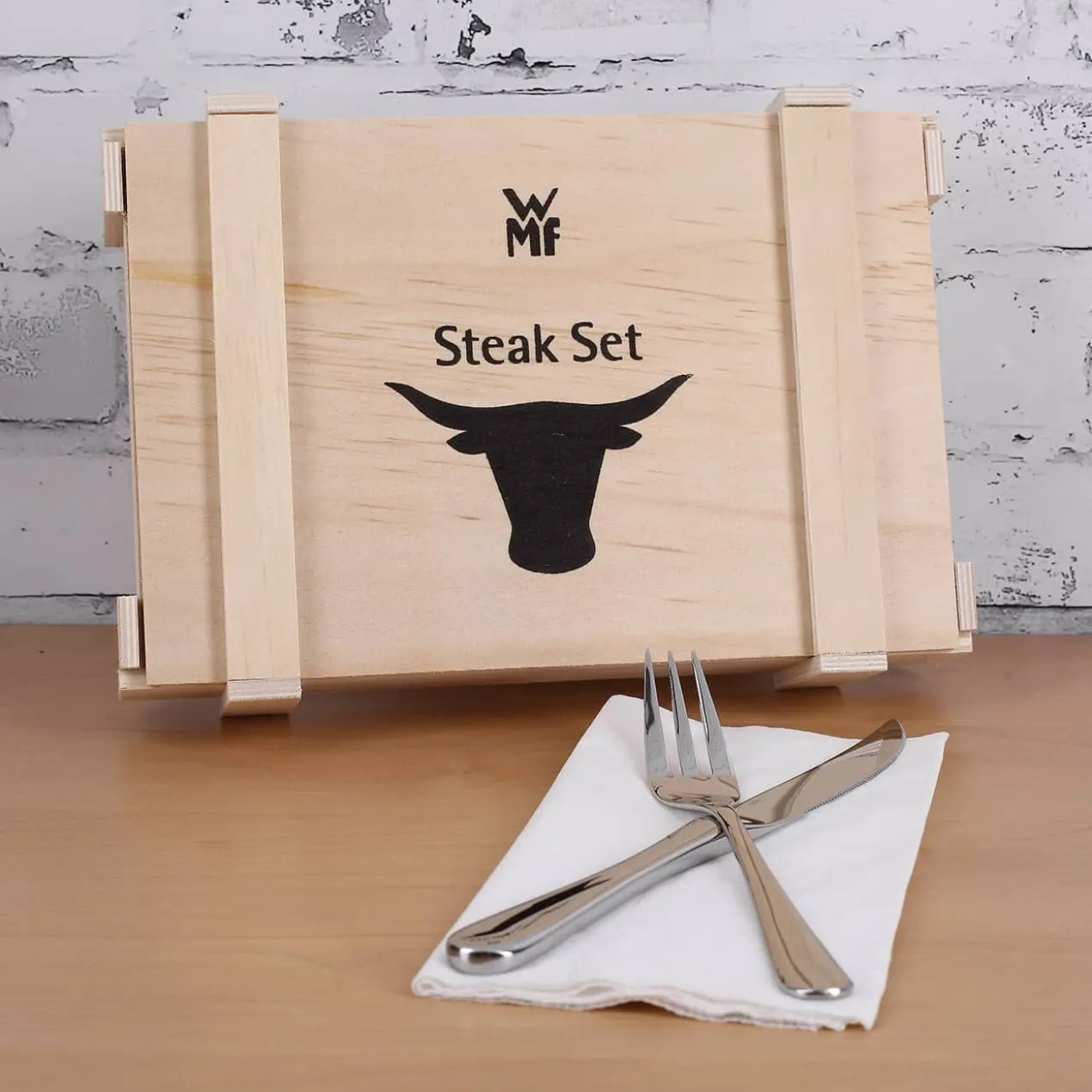 WMF Steak Besteckset mit Auftragsgriller Schürze