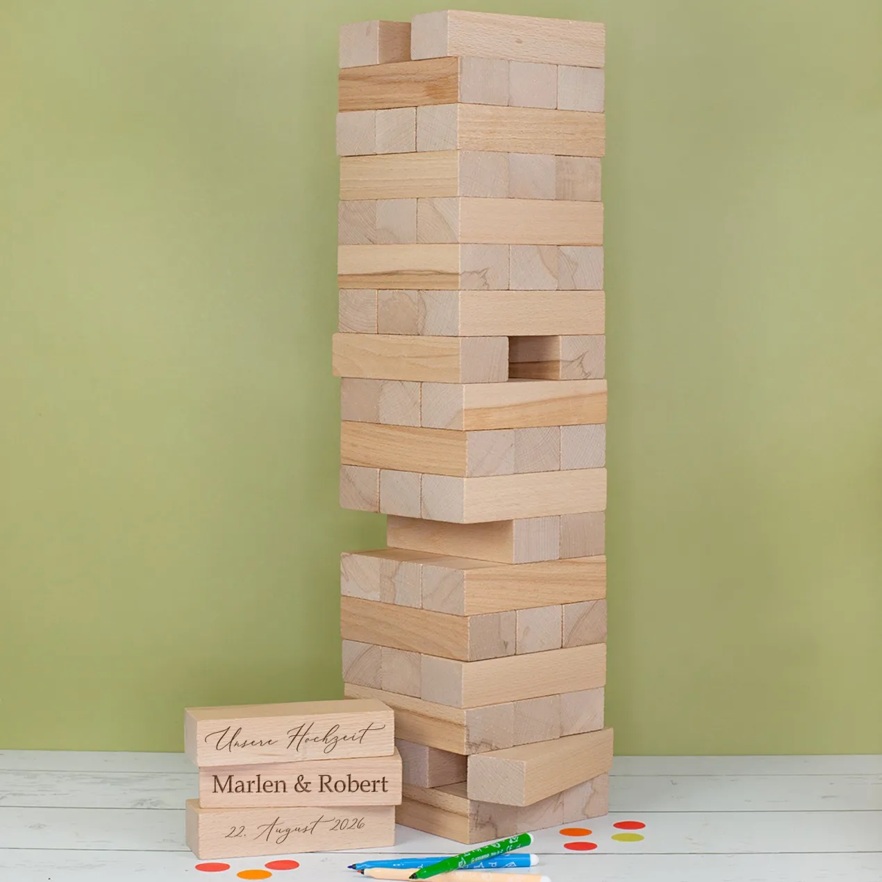 XXL Jenga Wackelturm als Gästebuch zur Hochzeit personalisiert mit Gravur & Geschenksack
