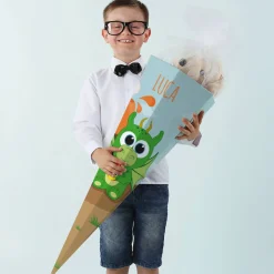 Zuckertüte mit niedlichem Drachen und Wunschname