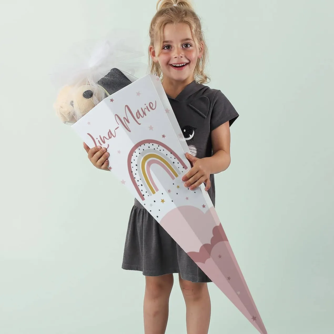 Zuckertüte mit Regenbogenmotiv für Mädchen