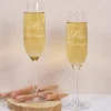 Zwei gravierte Sektgläser zur Hochzeit im Mr. & Mrs. Design